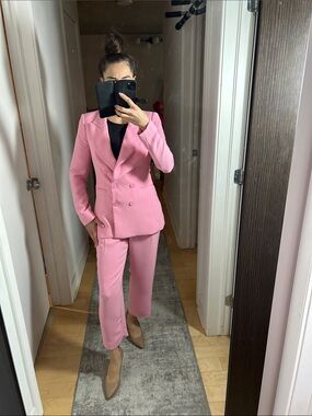 Express Bubblegum Pink Stretch Suit Set Blazer & Stylist Ankle Pants